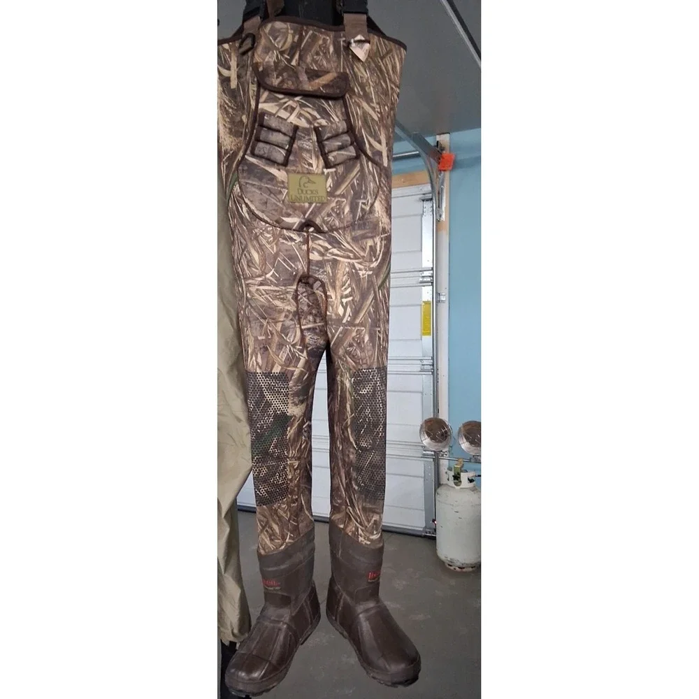 Size Sm/Med. Ducks Unlimited 1600 Gram Thinsulate Camo Hunting Waders Size 9